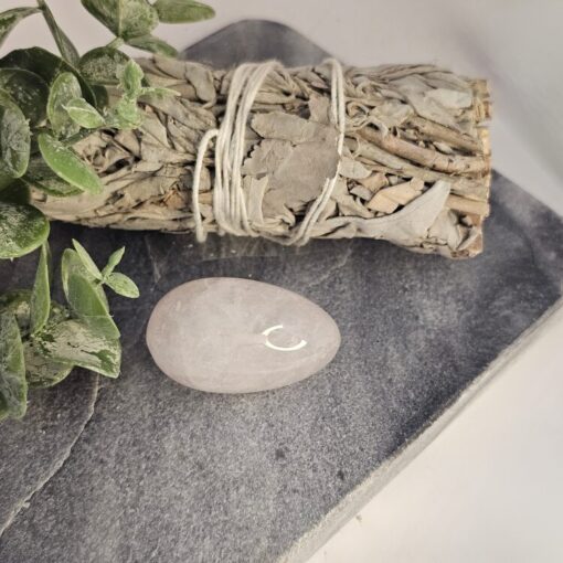 Bergkristal Yoni egg, 4 cm, 34 gram